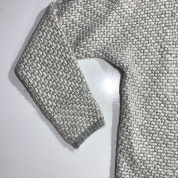 Novica Gray & White Alpaca Wool Blend Woman’s Open Front Soft Sweater Size S/M - Picture 4 of 12